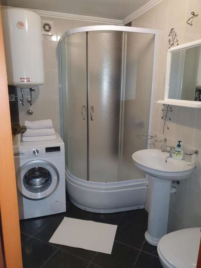Апартаменты Family Apartment Marko Херцег-Нови-9